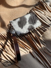 Load image into Gallery viewer, Cowhide Zipper Wristlet Wallet