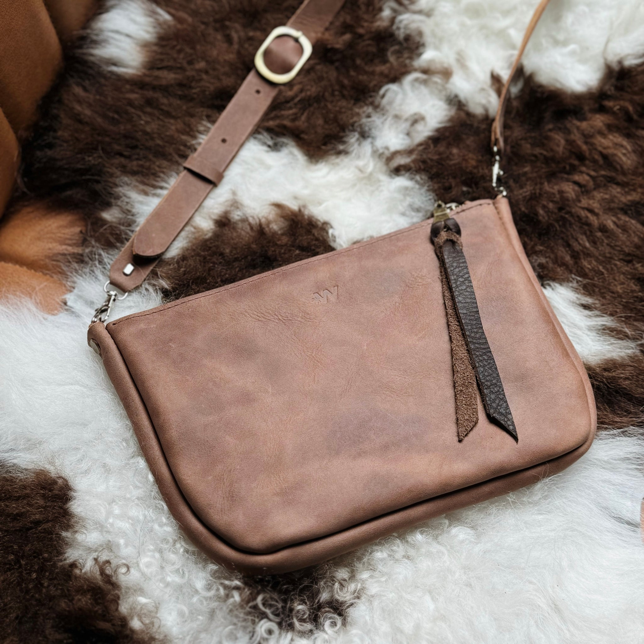 ★ ★ Women's Brown CKJ Elemental AD 2-in-1 Cross The Addie Crossbody Pouch – Western Element Leather