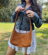 Load image into Gallery viewer, The Maisie Shoulder Bag
